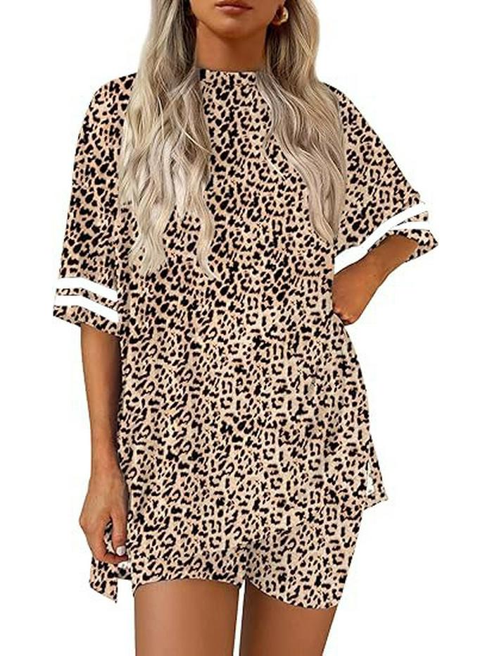 2026 Comfortable Women's Casual Round Neck T-shirt & Elastic Waist Shorts Set