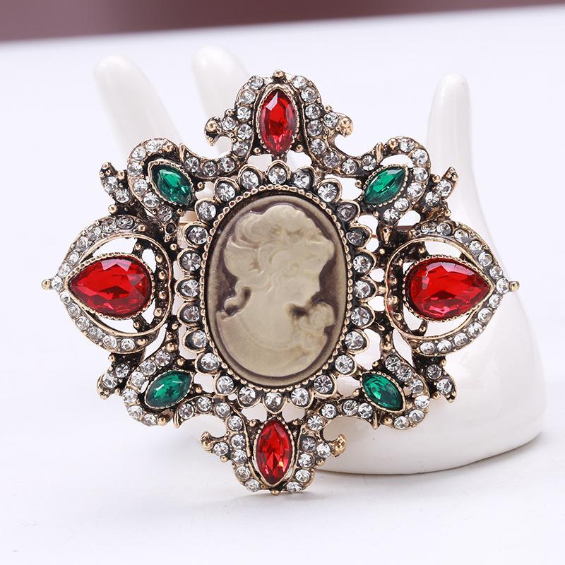 

Винтажная брошь в виде головы красавицы-придворного бриллианта, женственный костюм, кардиган, пальто, булавка, украшение разноцветный