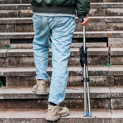 Sgabello Pieghevole Multiuso Bastone da Trekking Bastone da Passeggio Portatile Leggero con 3