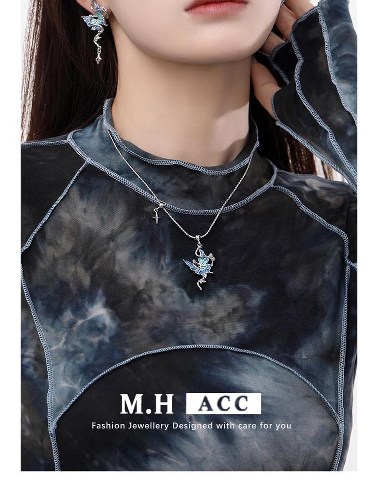 Butterfly and Snake Necklace: Luxury Autumn/Winter Sweater Chain with Elegant Pendant