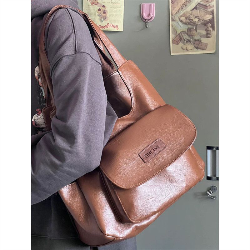 

Сумка большой вместимости женская 2025 Новое поступление Ретро сумка-тоут Студенческая для занятий Повседневная женская сумка Легче всего сочетать На плечо Под мышкой Brown