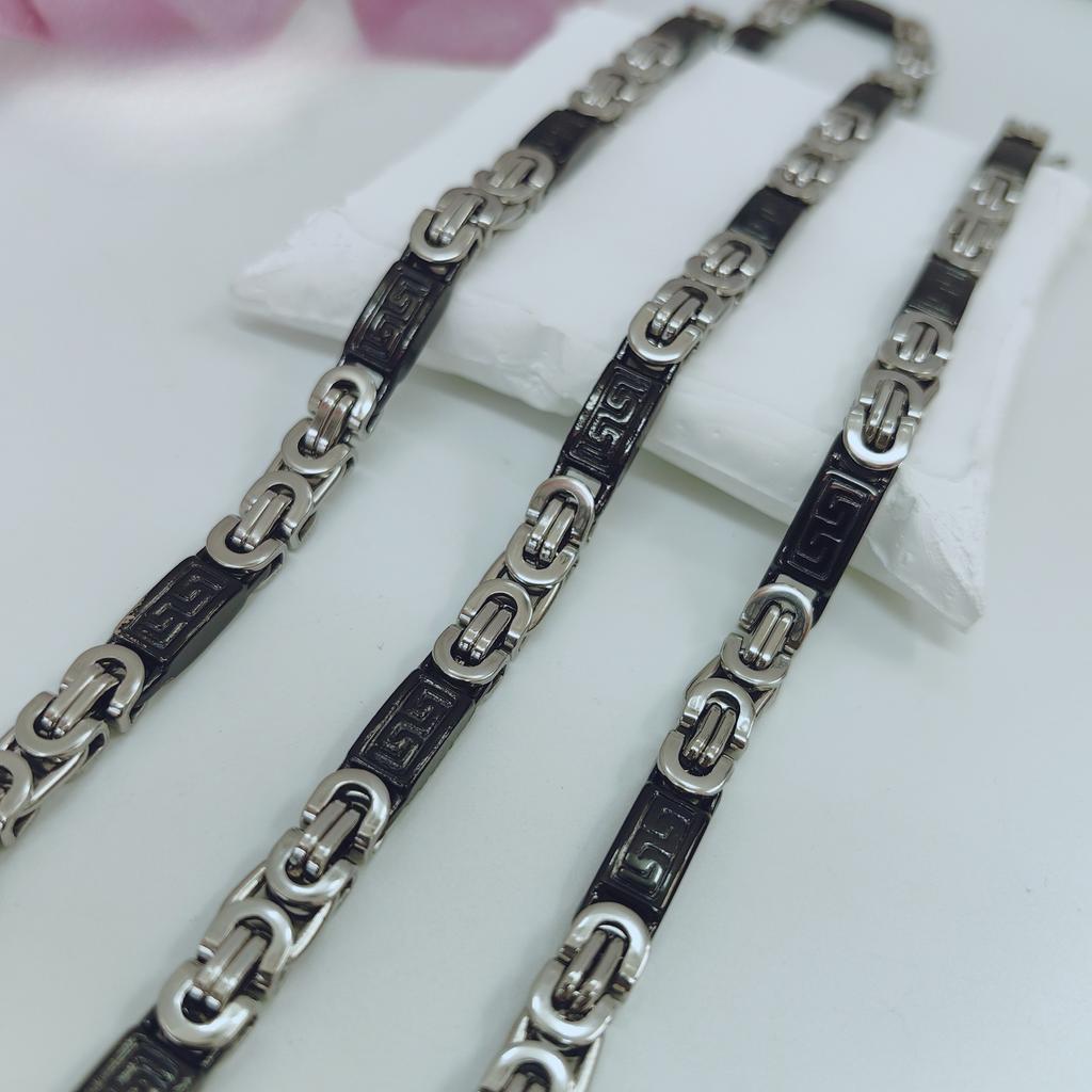 Fashionable, Trendy, Personalized Men's Necklace with A Great Wall Pattern and Alternating Colors, Handmade Flat Chain, 2025