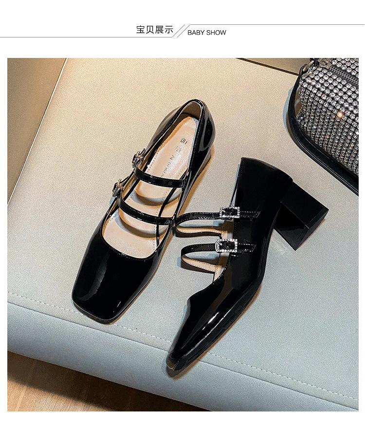 Jemné a jednoduché stříbrné francouzské boty Mary Jane na silném podpatku v malém voňavém stylu, dámské podzimní a zimní 2025 nové retro lehké jednoboty