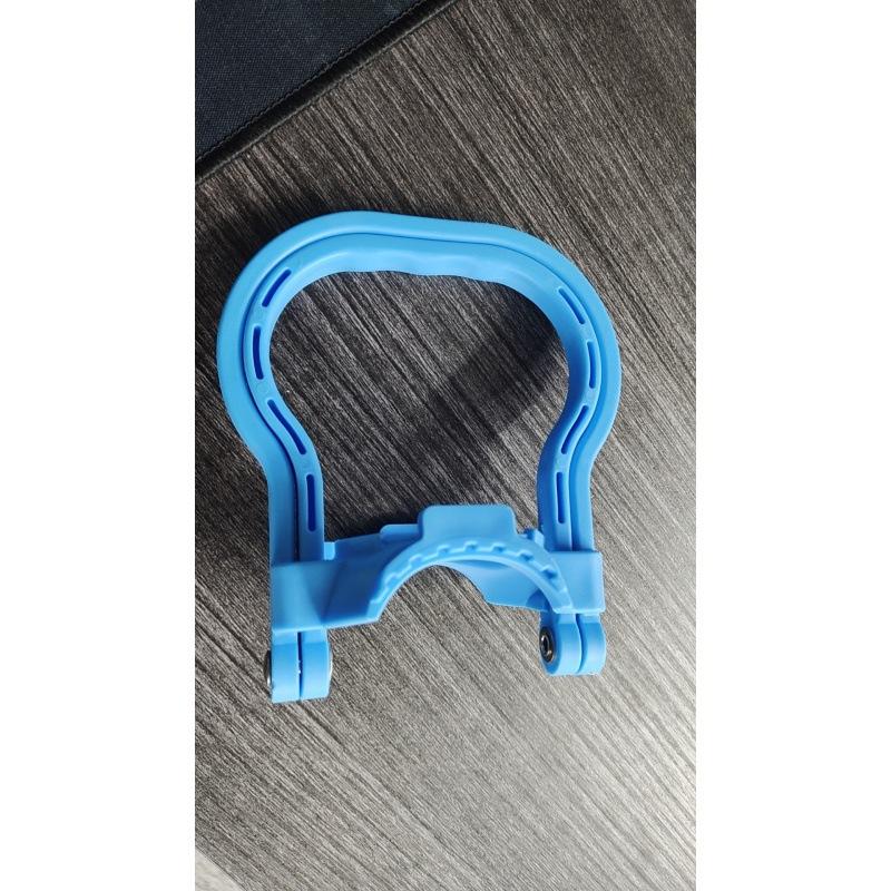 

Heavy-Duty Manual Water Bottle Lifter - Ergonomic One-Hand Lever Lift Assistant, Portable Water Bottle Picker синій