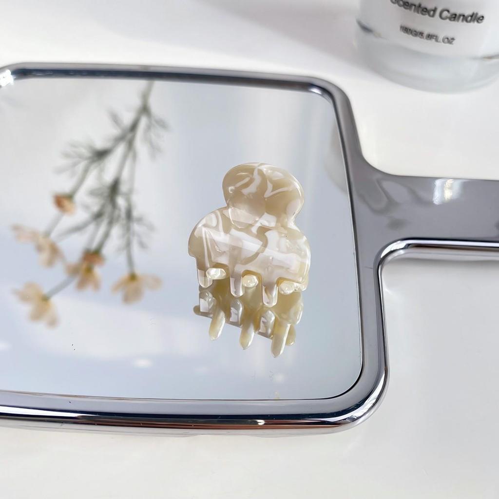 Korean Dopamine Mini Claw Clip: Cute Hair Accessories for Women & Children