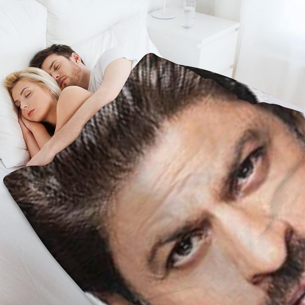 shahrukh khan Throw Blanket Weighted Flannel Decorative Sofas Luxury Blankets