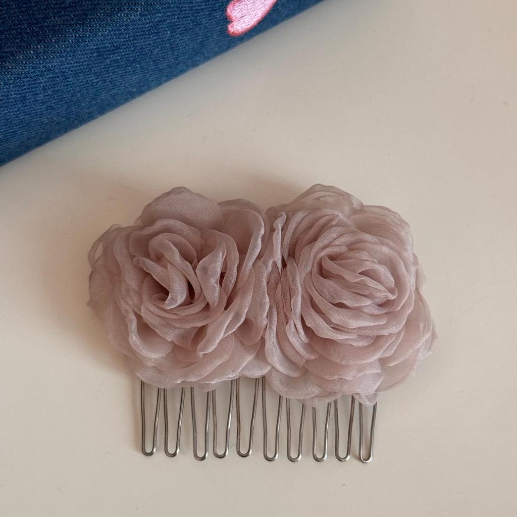 Mist Veil Rose Shadow Hair Comb: Elegant, Stylish Updo Accessory
