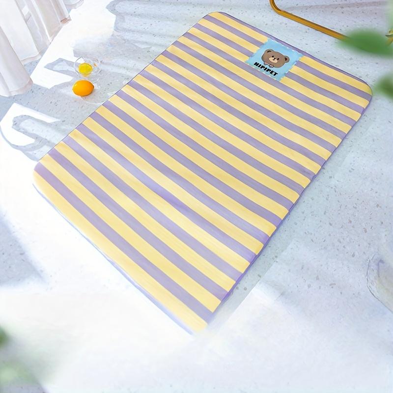 Summer Stripes Dog Bed Cool Breathable Puppy Kitten Sleeping Pad Ice Silk Cooling Pet Mat Washable Cooling Pad Dog Accessories