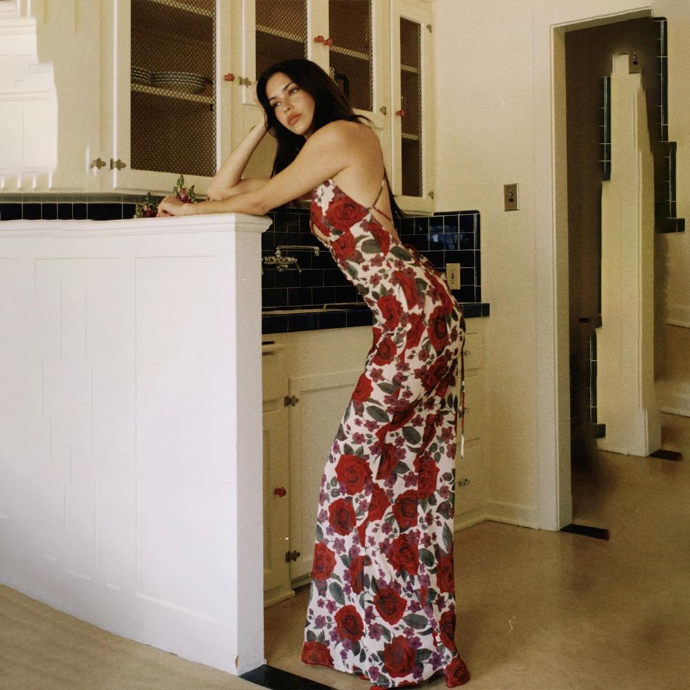 Spaghettiträger Rückenfreies Druckkleid Für Damen Mode Tiefer V-Ausschnitt Ärmellos Schnürung Bodycon Bedruckt Sexy Langes Kleid