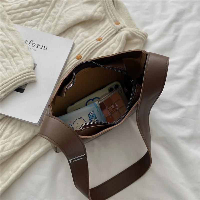 Casual High-end Women's Bag Armpit Bag Summer Simple and Trendy with Lock Texture Large Capacity Shoulder Bag Versatile
