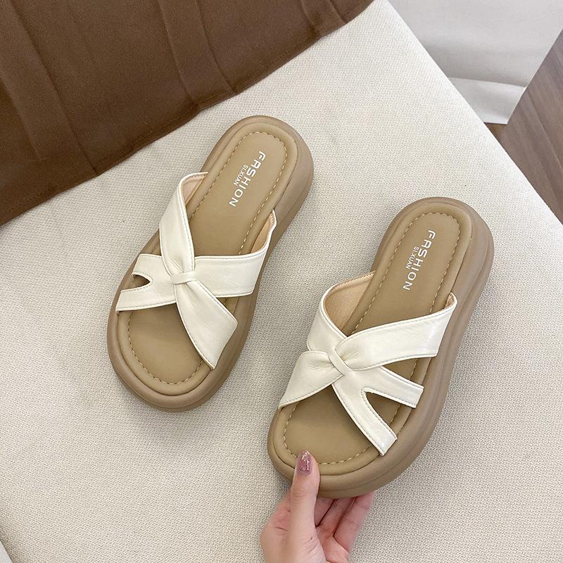 Cool Slippers Female Summer Wear 2025 New Fairy Style with Skirt Platform Beach Sandals Fashion One-word Drag