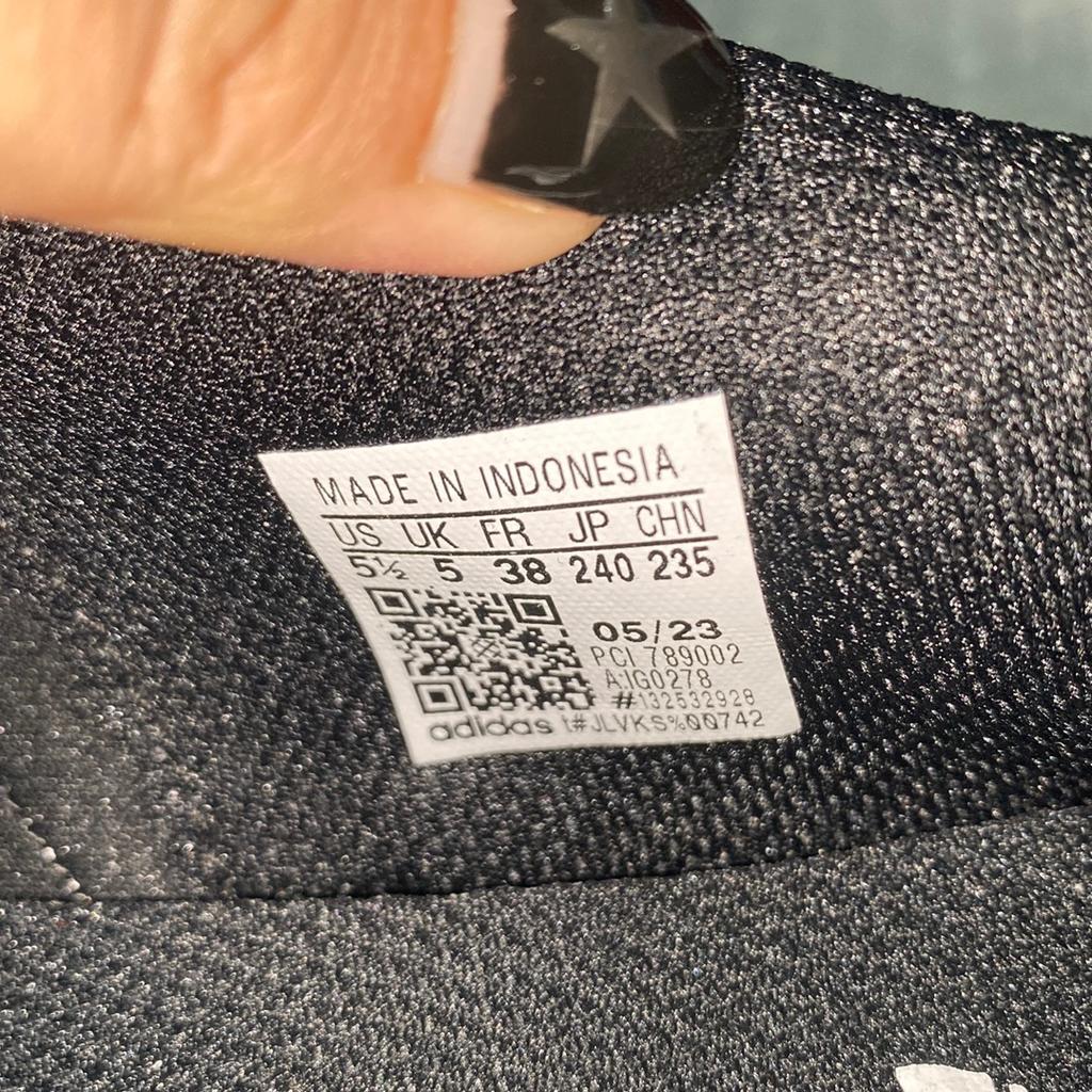 Adidas Originals Superstar Xlg Leather Comfortable Durable Breathable Low Top Kids Sneakers Kids Sneakers Black White IG0278