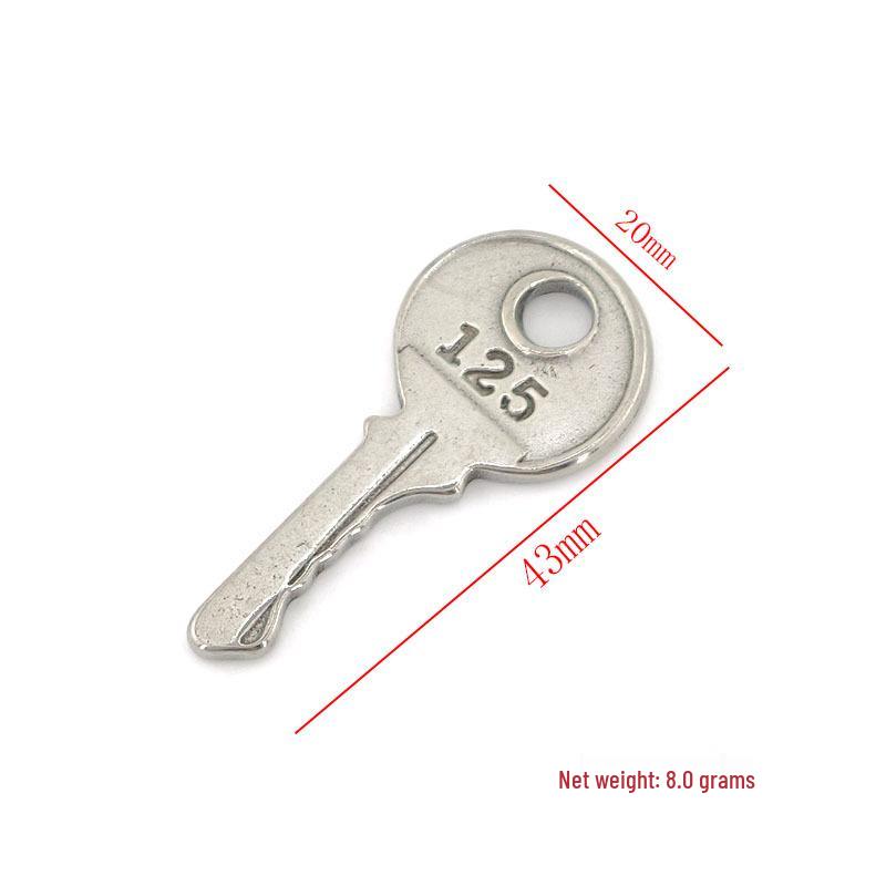Retro Key Pendant in 18K Gold Titanium Steel - DIY Jewelry Accessory