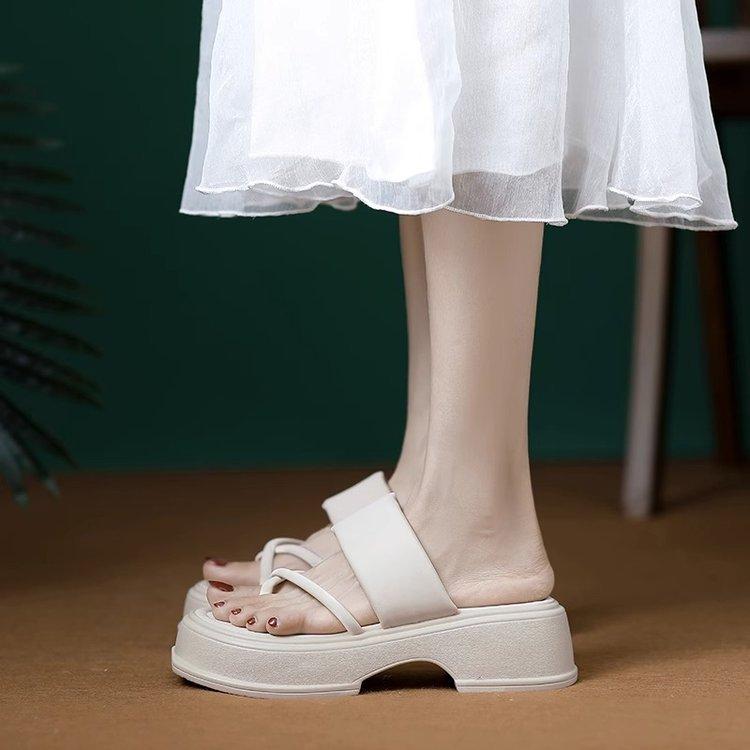 

[Mustard green super white] 2025 new sandals women s summer thick-soled square toe wearing flip-flops 40