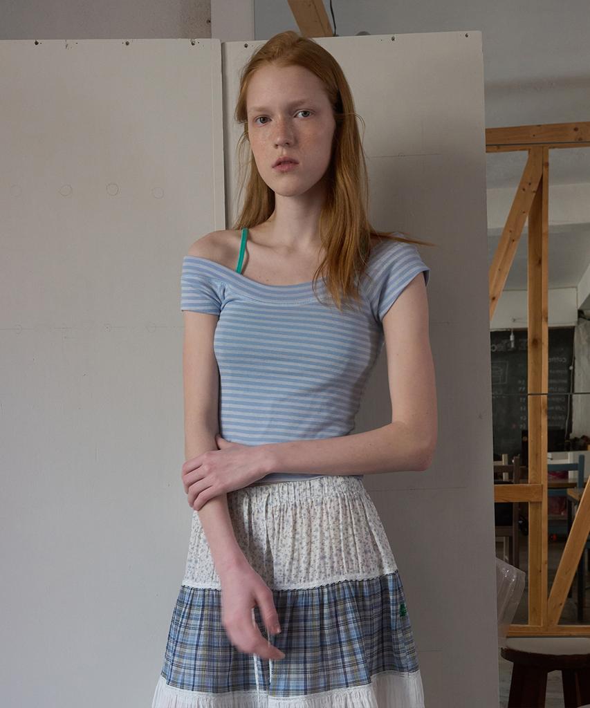Nokeontencheu 350. U-Neck Petite Tee _ Light Blue