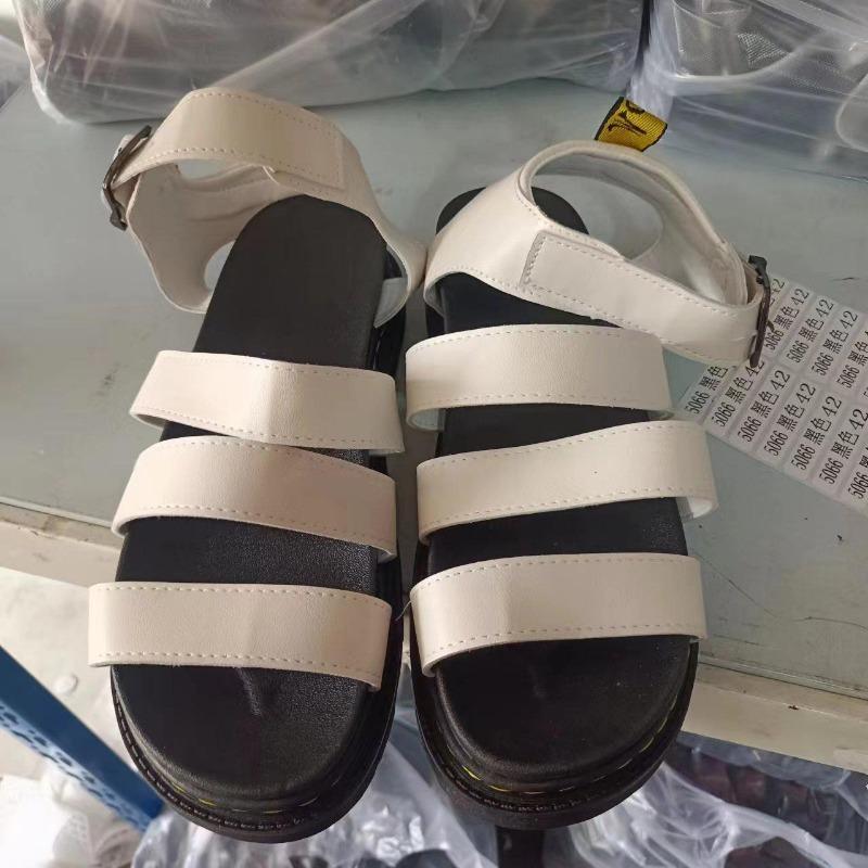 

Новые летние женские модные босоножки на платформе 35 белый