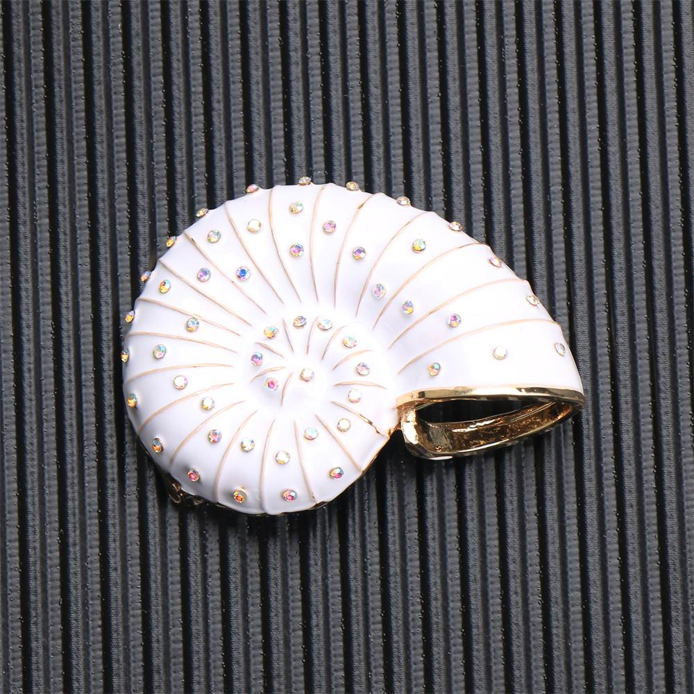 SKEDS Crystal Animal Brooches for Women Girl Shiny Rhinestone Pins Cute Pig Dog Bear Elegant Peacock Butterfiy Corsages Badges