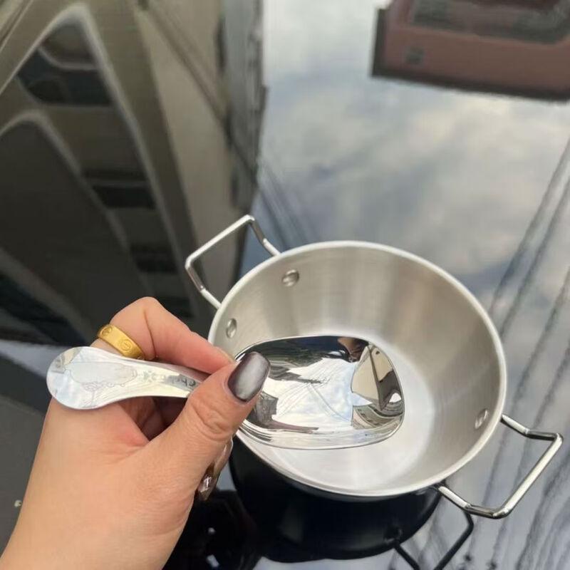 

ZISIZ Cute Double-Handle 14cm Stainless Steel Snack Bowl with Spoon