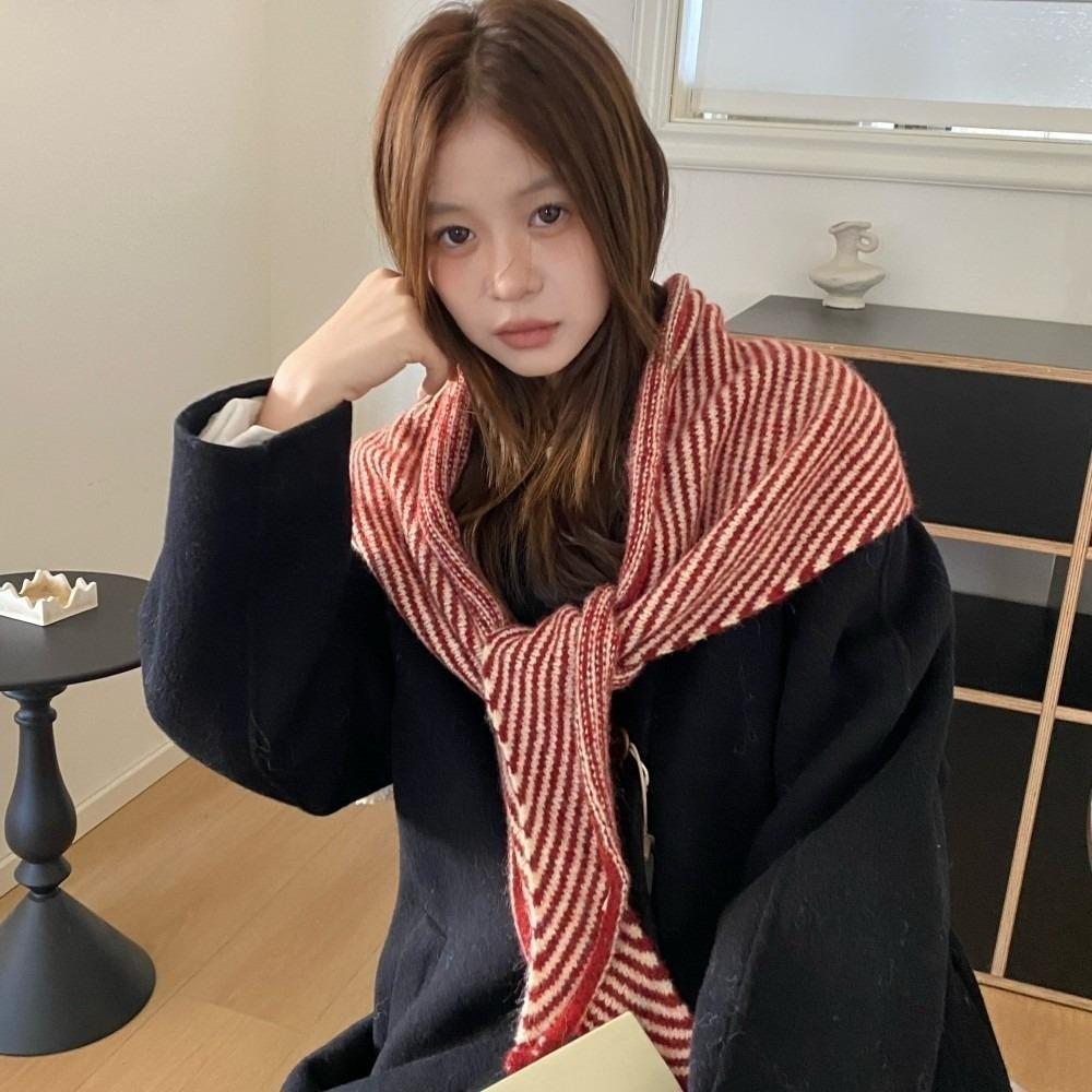 Elegant Triangle Striped Scarf Comfortable Knit Wool Scarf Decorative Neck Warmer Women