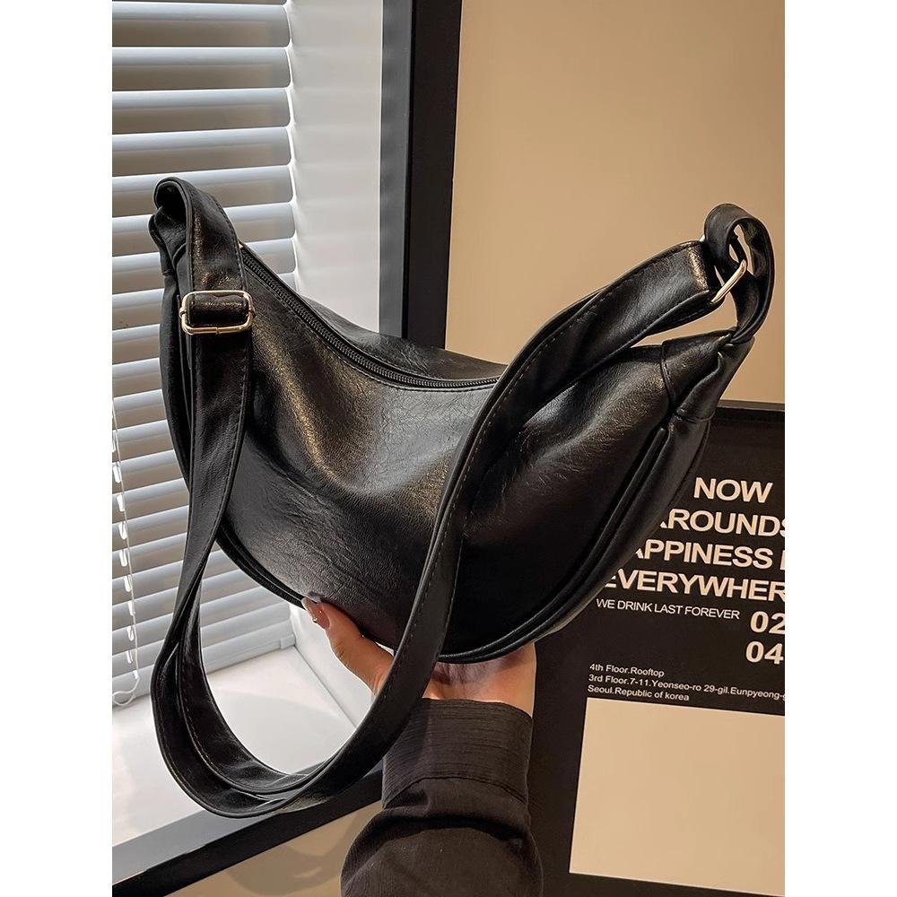 Autumn and Winter Maillard Retro Dumpling Bag Women's 2025 Popular Trendy Niche Fashion Versatile High Sense Women's Shoulder Bag