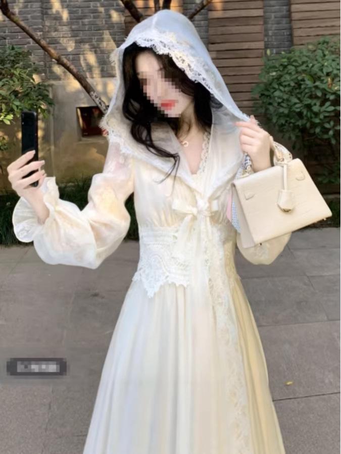

2025 V-Neck Long-Sleeve Dress: Slimming French Fairy Style with Waist-Cinching Design for Women. Extra Large