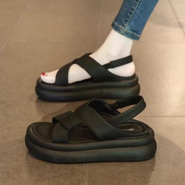 Sandals for Women's Summer 2025 New Elastic Band Casual Versatile Thick Soled Sponge Cake Beach Women's Shoes