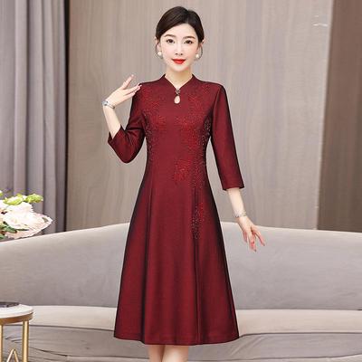 Elbiseler – Kokteyl ve Gece Kıyafetleri