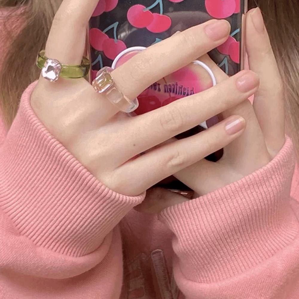 Elegant Vintage Women Cool Acrylic Rhinestone Finger Ring Transparent Fashion Jewelry Resin Rings