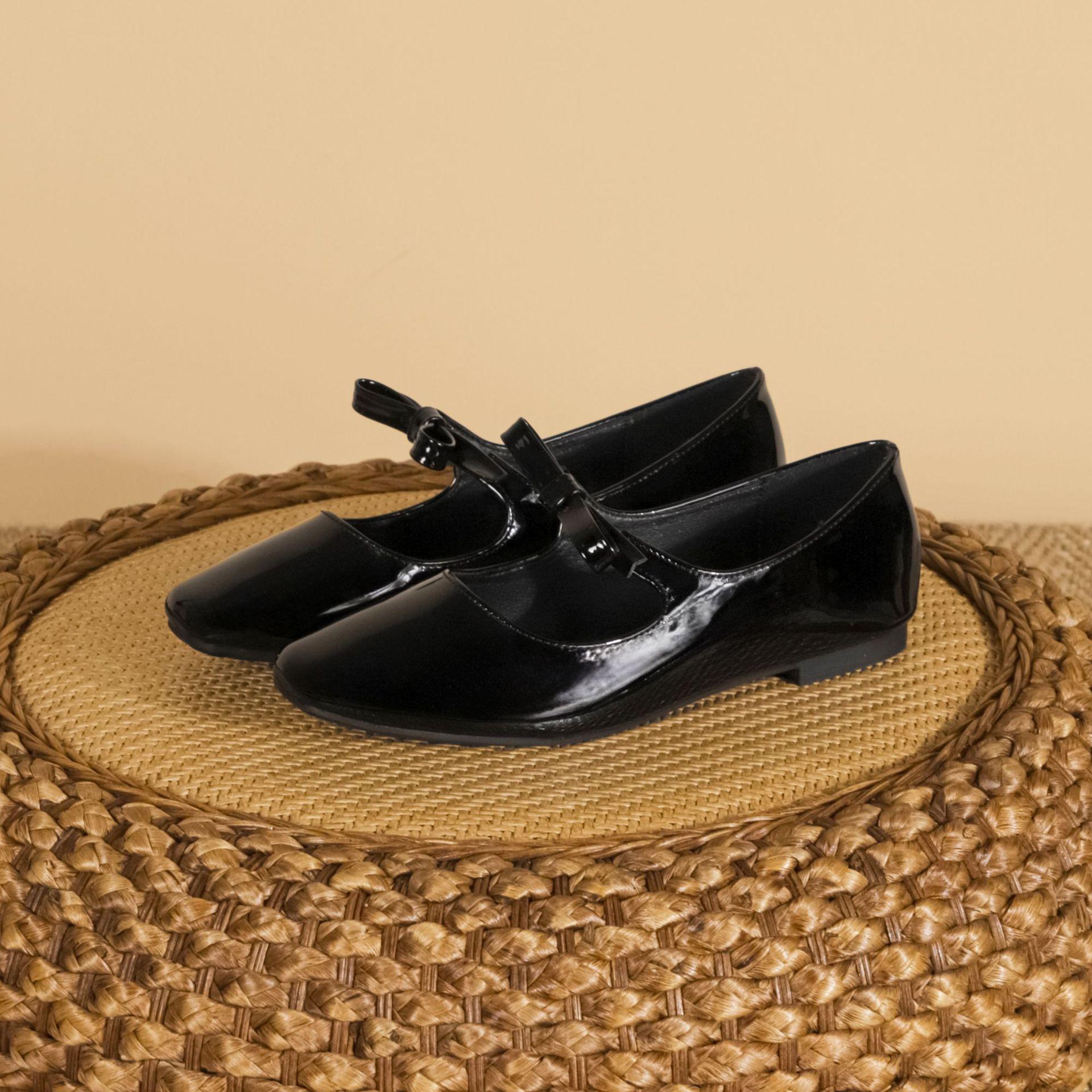 Туфли на плоской подошве для ношения на открытом воздухе. Высококачественная женская обувь. Мягкая подошва. Удобная повседневная обувь, которая не утомит ваши ноги. 33 чёрный