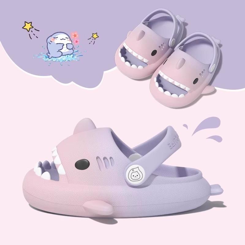 Fashion Shevalues 2025 New Shark Slippers For Kids Fashion Gradient Cartoon Sandals Boys Girls Outdoor EVA Beach Shoes Cute Shark Slides
