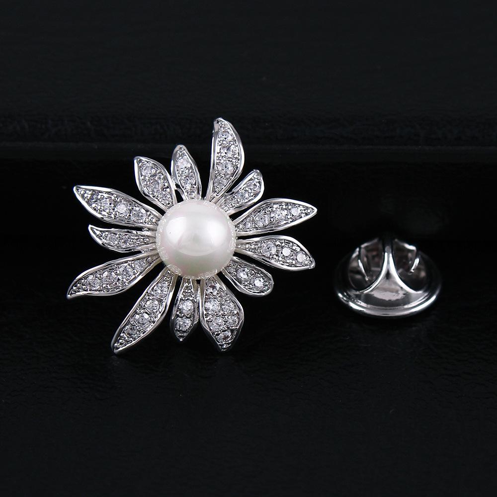 Elegant Daisy Brooch for Women - Zircon Inlaid, Anti-Exposure Buckle, High-End Pearl Lapel Pin