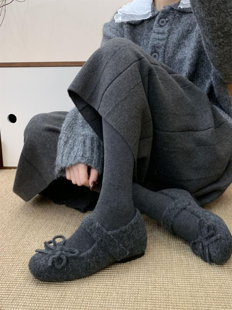 Height-increasing Mary Jane fluffy shoes for women in winter, new fashionable gray woolen single shoes for women, thick-soled velvet cotton shoes f