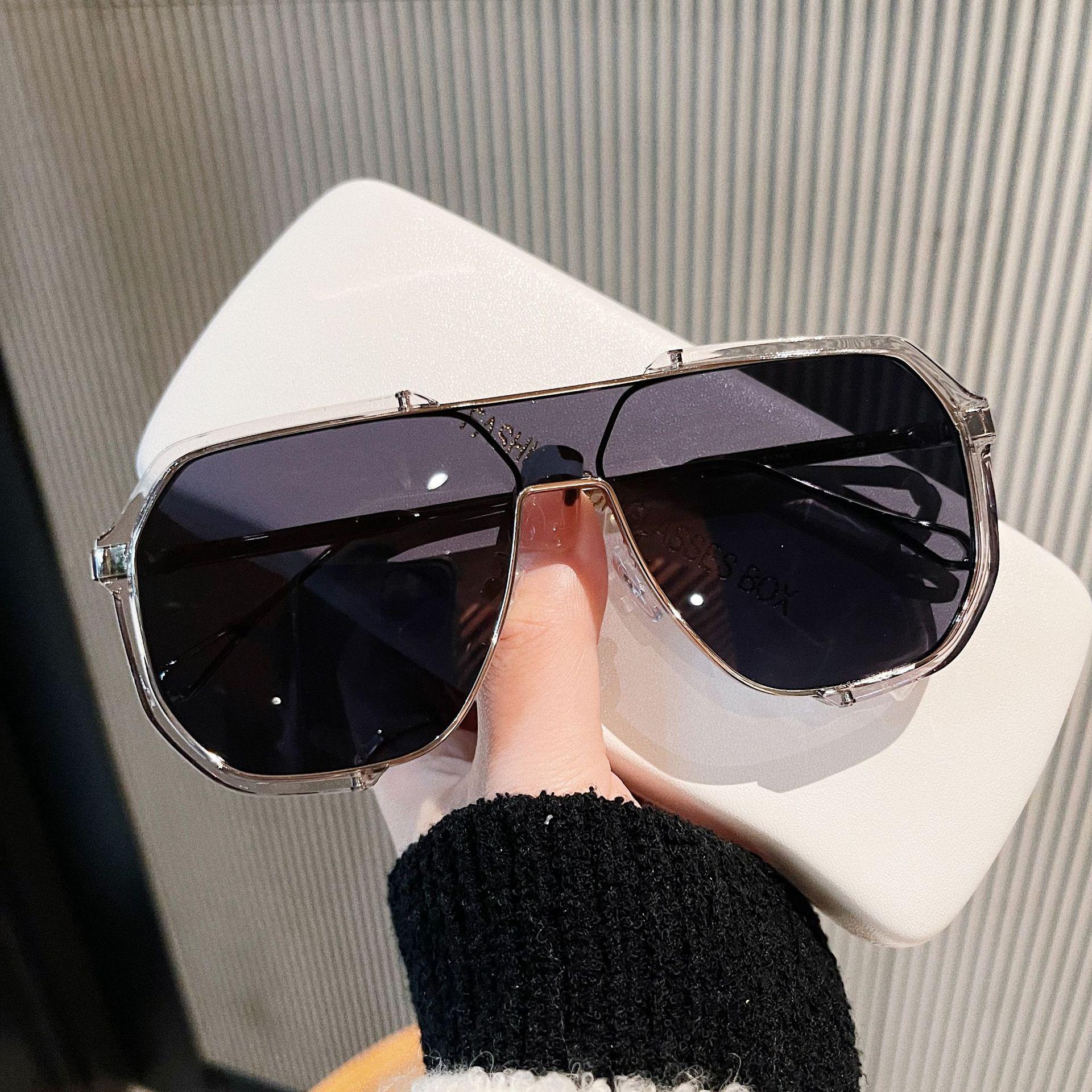 

Unisex Luxury Large-frame Sunshade UV400 Sunglasses Outdoor Beach Travel Blue Light Blocking Street Shooting Plain Glasses