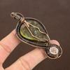 Natürlicher grüner Opal, Rosenquarz, handgefertigter Anhänger aus Kupferdraht, 8,9 cm, m6S29