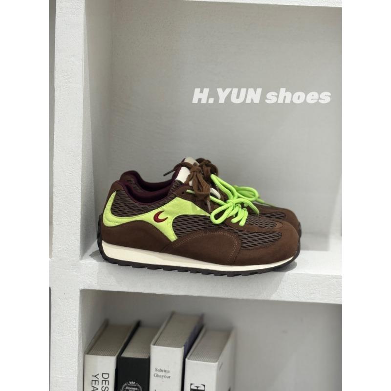 

Trendy brand new mesh breathable casual sneakers women s light running non-slip hiking shoes 40 коричневий