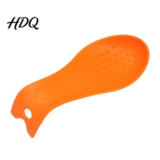 Kitchen Countertop Protector Silicone Spoon Rest for Countertop Heat Resistant Spatula Holder Ladle with Non-Slip Bump Design & Hanging Hole Modern