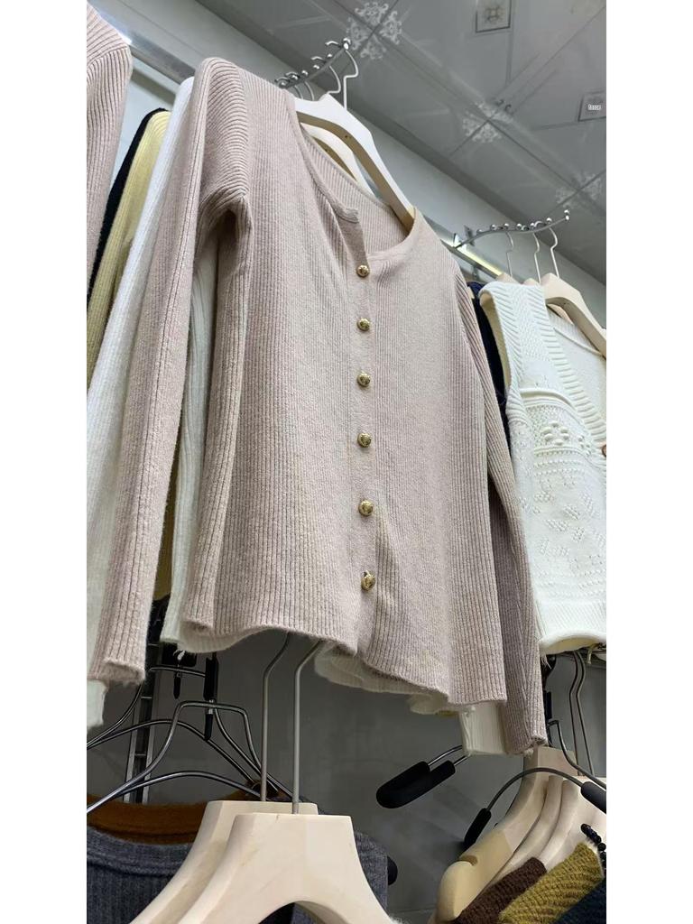Cardigan in Maglia Fine KANING con Scollo a V e Maniche Lunghe da Donna - Maglione Autunno 2025
