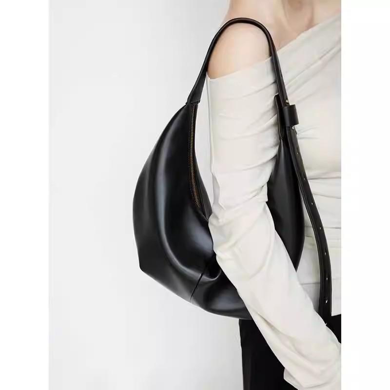 2026 New Women's Black Crescent Bag High Quality PU Leather Minimalist Underarm Shoulder Crossbody Dumpling Bag for Daily Use