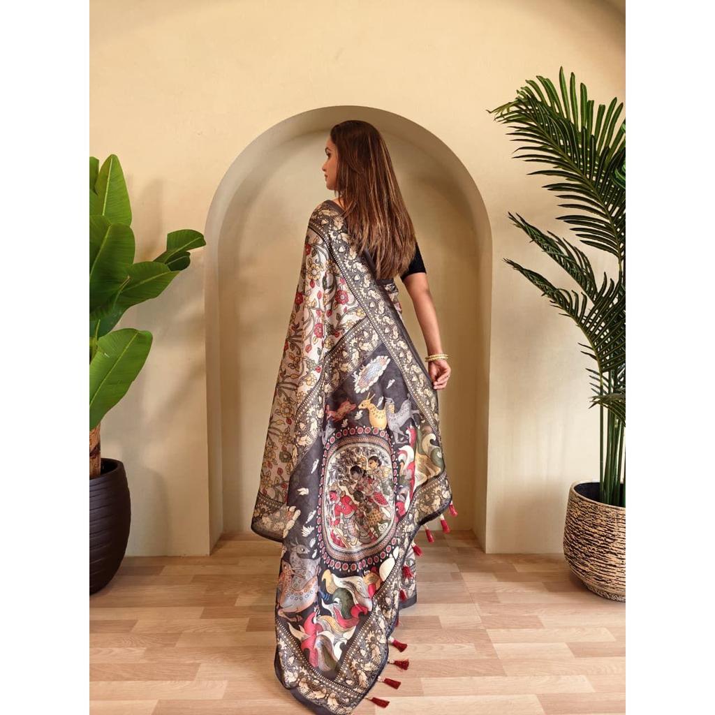 Weiche Baumwoll-Chanderi-Saris mit Kalamkari-Digitaldruckmuster, Quasten über dem Sari.