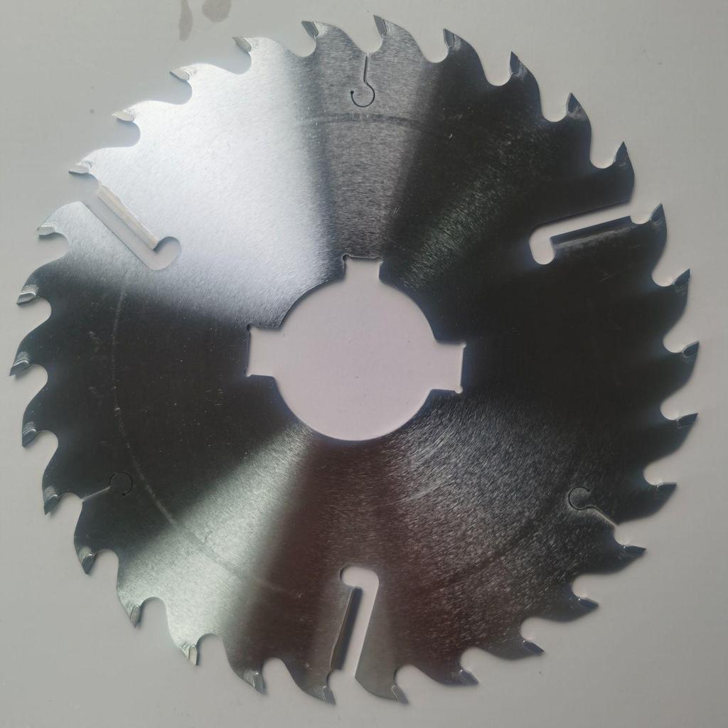 9-Zoll Importiertes Hartmetall-Mehrklingen-Holzbearbeitungs-Schaber-Sägeblatt - Extra Dick