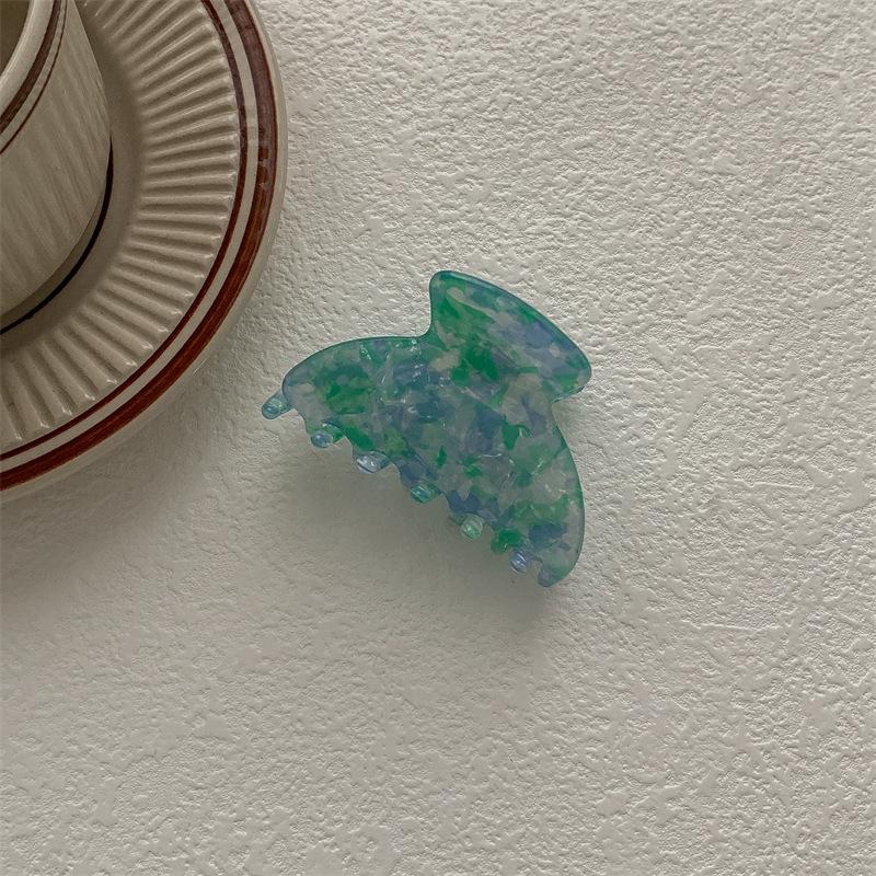 Korean Imitation Acetate High-End Shark Hair Clip - Elegant Hair Accessory for Stylish Looks