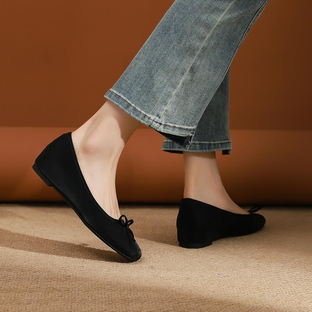 796-2 Xiaoxiangfeng maßgefertigte Schuhe mit eckiger Spitze und flacher Sohle, neue farblich abgestimmte Einzelspangenschuhe mit niedrigem Absatz, Damen-Pendlerschuhe