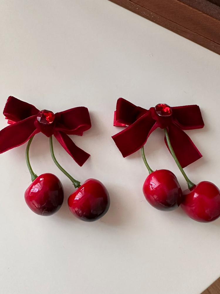 Designer Red Cherry Cloth Bow Hair Clip Sweet Women Fashion Double Layer Barrettes Lolita Headdress Female Korean Cute Velvet Ribbon Hairpin Girl