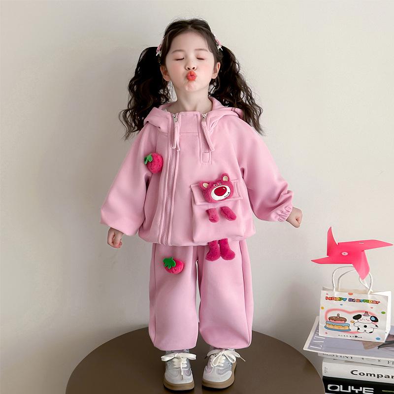

Модный двухпредметный комплект с капюшоном для девочек Strawberry Bear Kuromi - Весна/Осень 2025 120 cm розовый