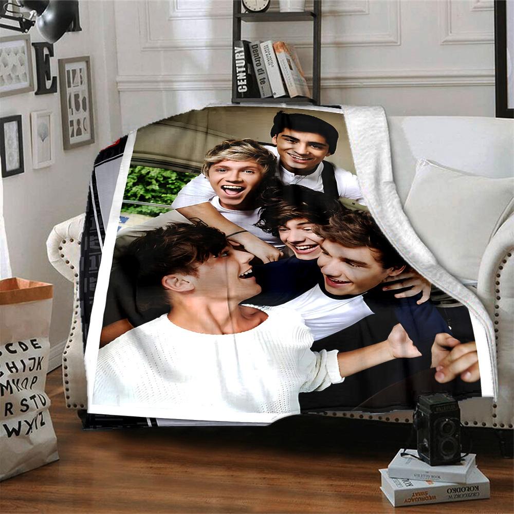 1pc One Direction Flannel Blanket, Soft Skin Friendly with Digital Printing, Various Sizes Available for Family, Friends, Birthday