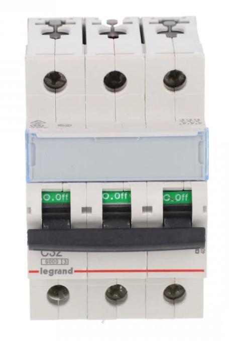 Circuit breaker 3P C 32A 6kA AC S303 TX3 403548