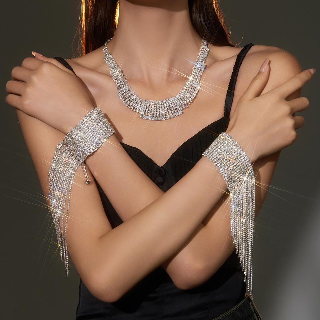 Premium Rhinestone Necklace Earrings Two-piece Set