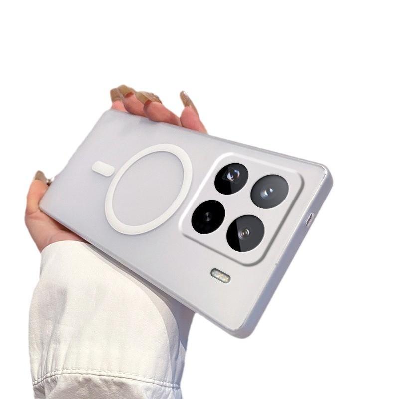 This Is A Thin and Light Ice Mist Magnetic Phone Case for Xiaomi 15Pro. It Features A Matte Semi-transparent Redmi K80 and A Shockproof K70 Case