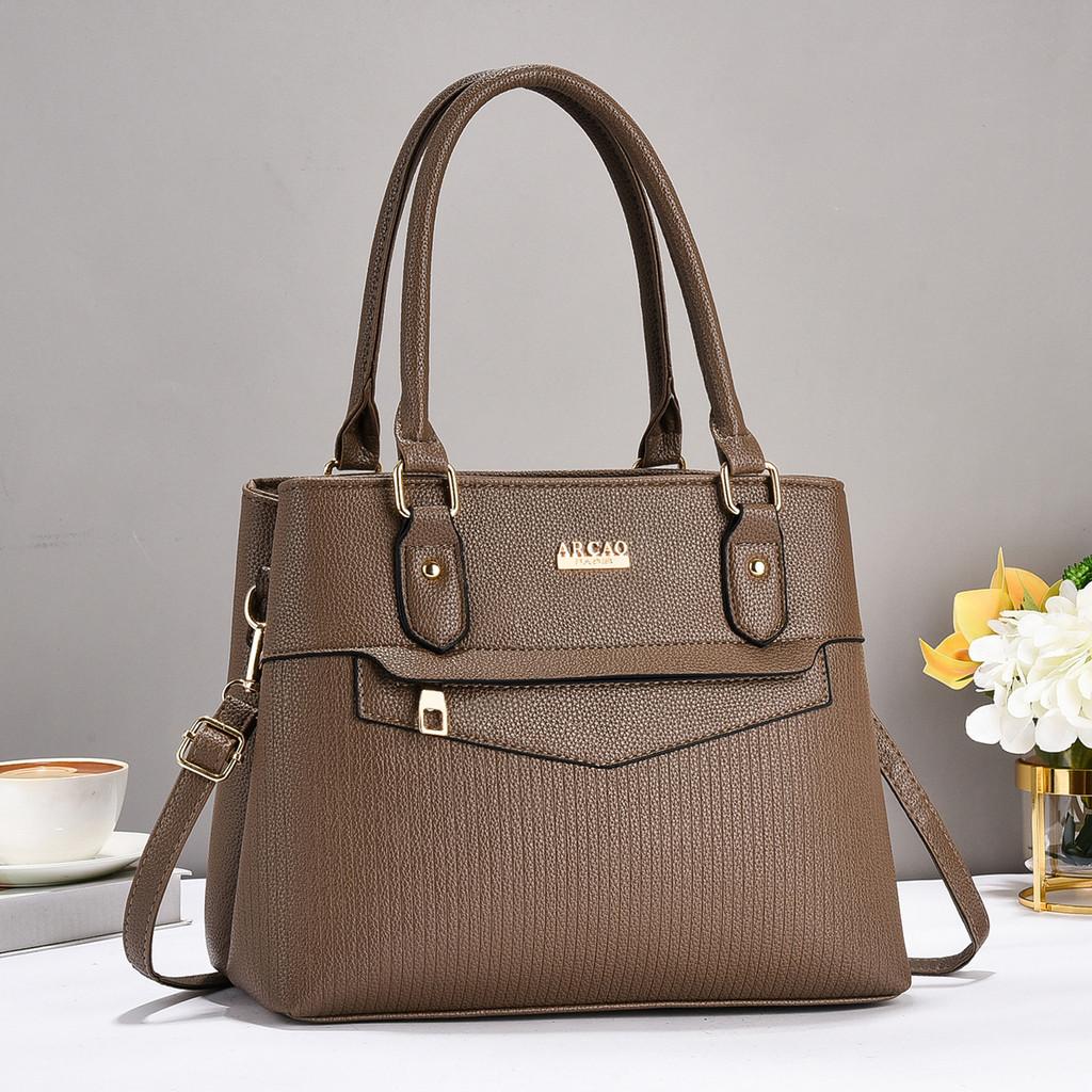 Elegant Black Pu Tote Bag For Women With Stylish Design And Interior Spacious