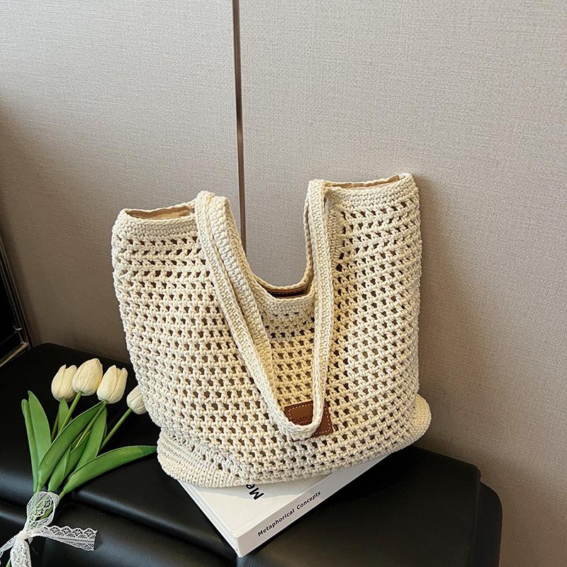 Commuter Large-capacity Hollow Woven Bag Women's New Versatile Shoulder Bag Casual Knitted Tote Bag